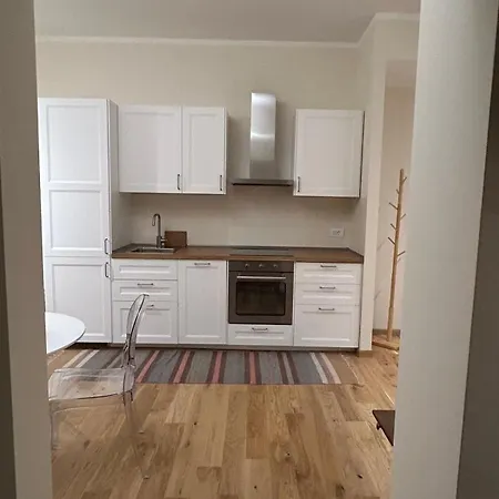 Elegant In The Heart Of בולוניה