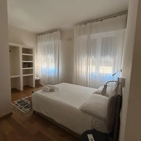 Elegant In The Heart Of Apartament